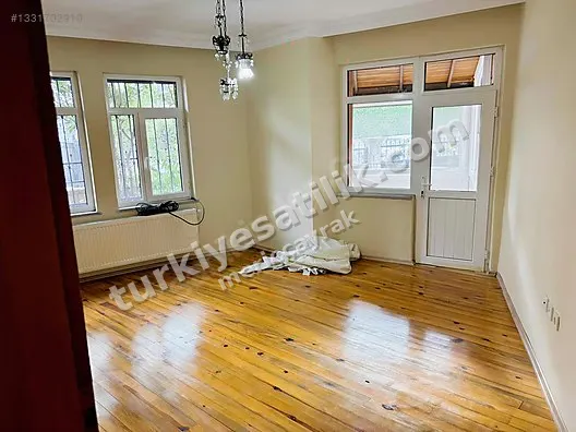 MERİÇ ÇAYRAK'TAN MÜSTAKİL 2 KATLI EVİN 1.KATI KİRALIK(cambalkon)